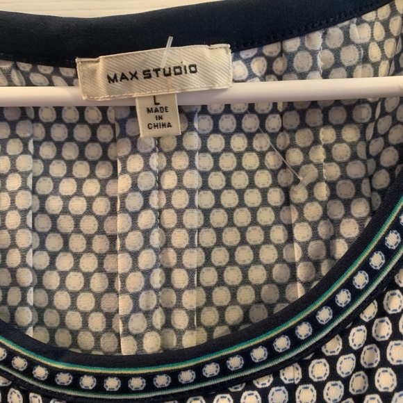 Max Studio Dress - Picture 3 of 3